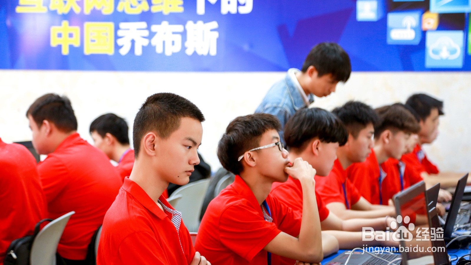 学美工、平面设计、UI设计,哪个有前途?