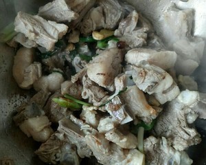 红焖羊排的做法