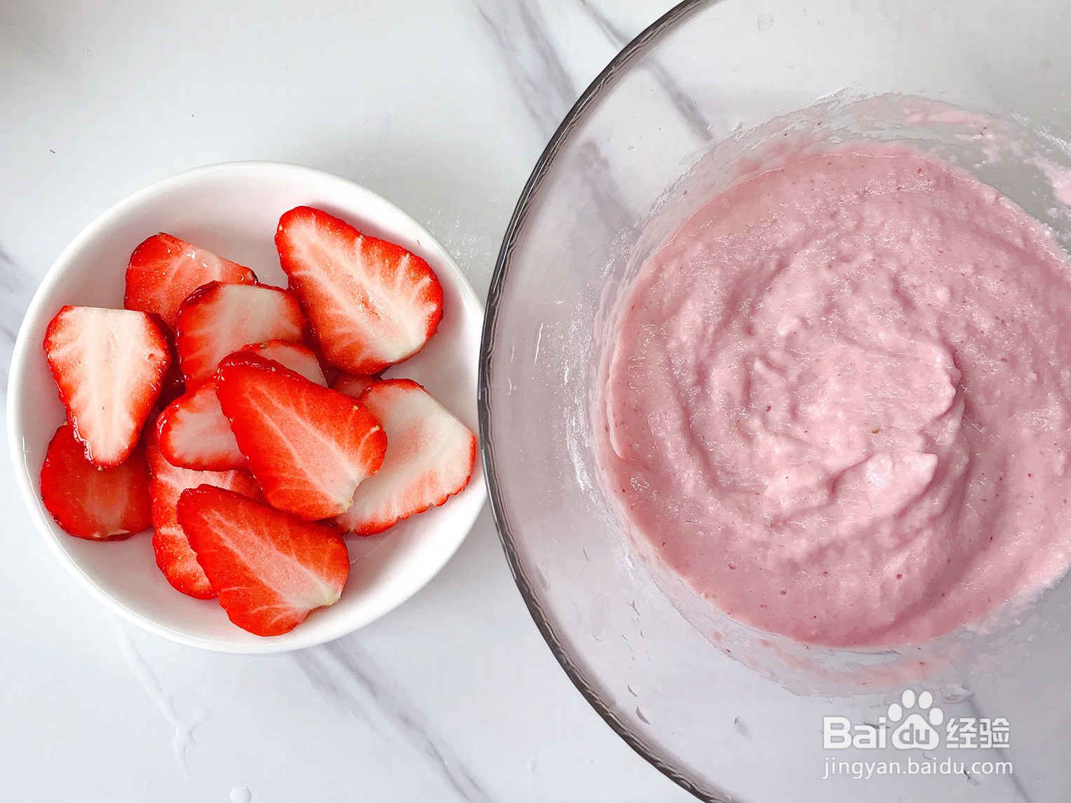 樱花一样美的草莓小软饼