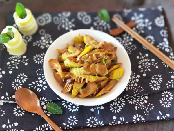 油焖春笋（笋人的那些笋事儿系列）