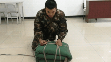 部队打背包正确教程