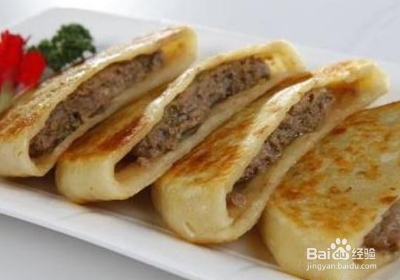 牛肉洋葱馅饼的做法