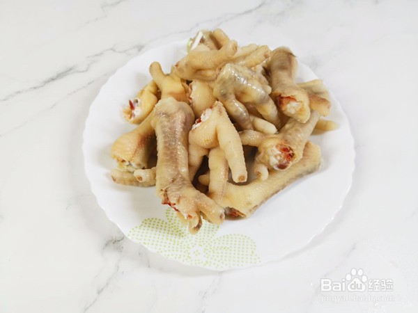 黄豆焖鸡爪的做法