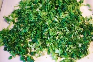 炸荠菜春卷的做法