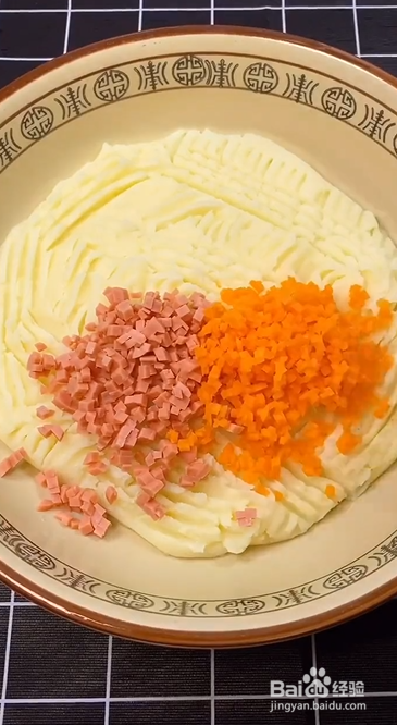 香煎火腿土豆饼的家常做法？
