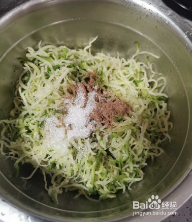 炝拌白萝卜丝