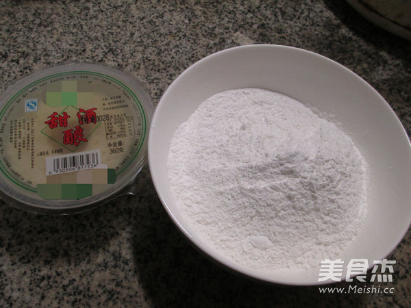 酒酿糯米汤果