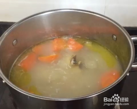 大厨教程之-奶白色牛骨胡萝卜汤!