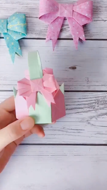 少女心小花篮怎么做?