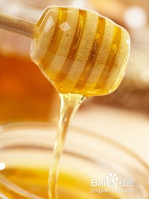 蜂蜜4个意想不到的妙用 换季敏感肌最爱