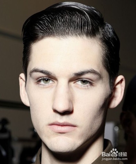 男模发型帅到爆选对发蜡很重要，赶快学起来吧