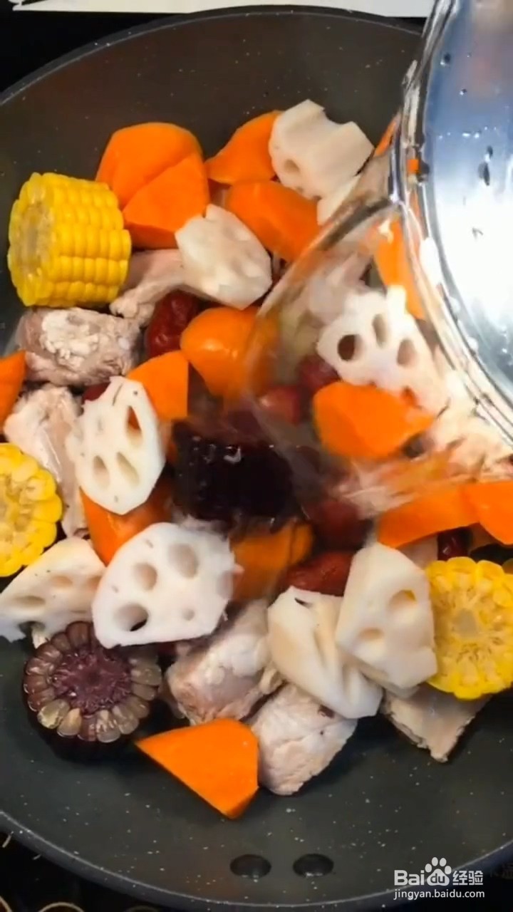 如何制作营养好喝的排骨汤