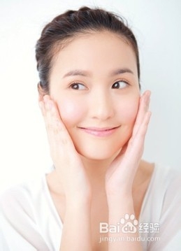 黑头怎么去 如何利用黑头导出液快速去黑头