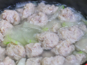 带你做冬瓜肉丸汤