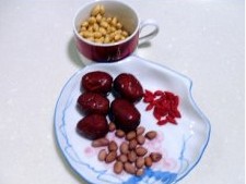 燕麦红枣花生枸杞豆浆米饭