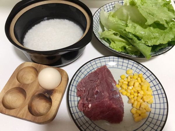 懒人版窝蛋牛肉煲仔饭