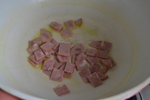 奶香南瓜和火腿意面在一起怎么做好吃？