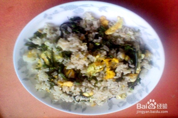 紫菜花鸡蛋炒米饭