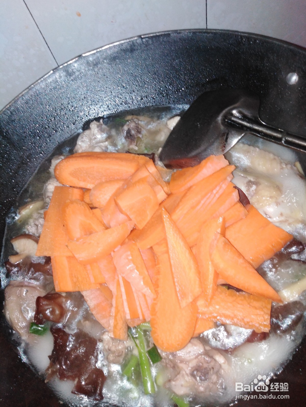 鸡肉如何炖红萝卜