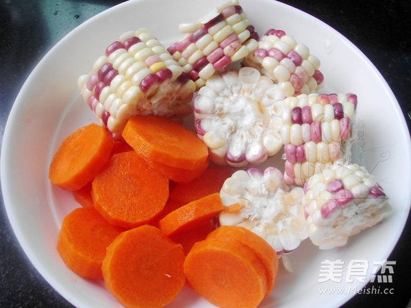 春笋玉米胡萝卜瘦肉汤