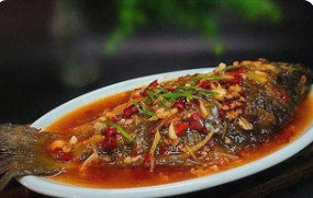 如何做泡椒烧鲫鱼