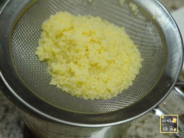 番茄银鳕鱼小米疙瘩汤