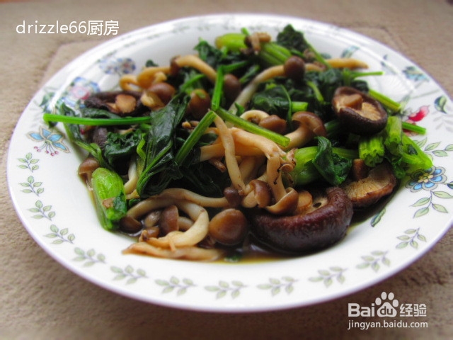 双菇炒菠菜的做法——夏日清爽菜