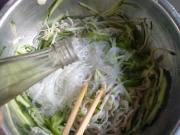 简单又特别芥末金针菇的做法