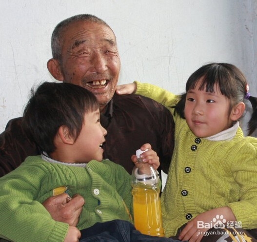 怎样陪父母过一个幸福的节日