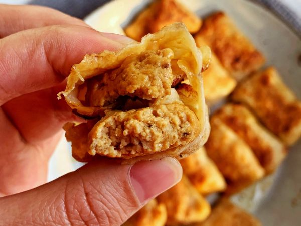 皮薄馅大黑胡椒鸡肉小馅饼