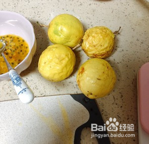柠檬百香果蜜的做法