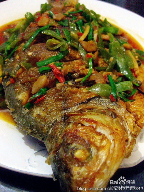 推荐拿手传统年菜——红烧武昌鱼