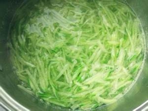 炸萝卜丝丸子