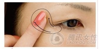 怎样通过化妆去皱纹