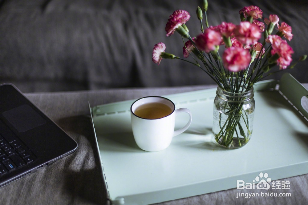 买变色唇膏好还是买口红好