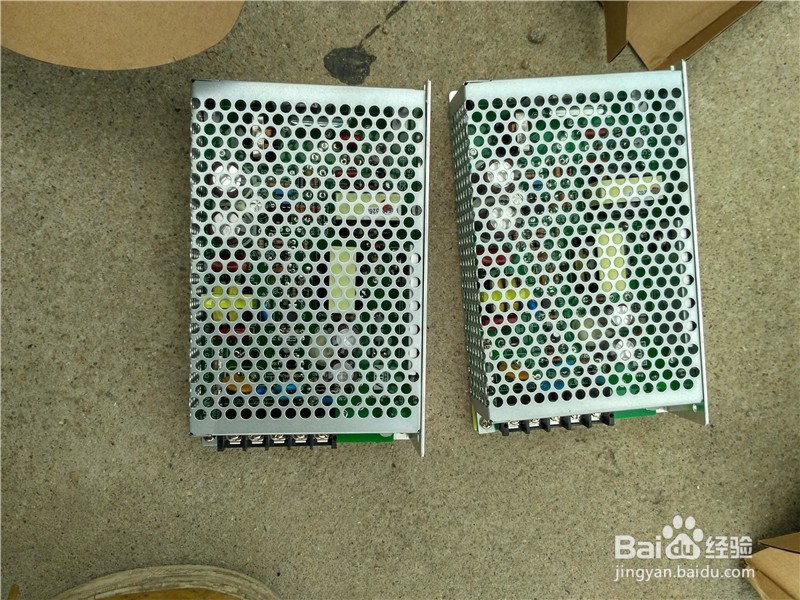 机箱里开关电源的正确安装方法