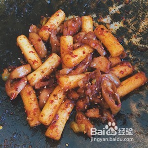 韩式火辣辣肥肠的做法