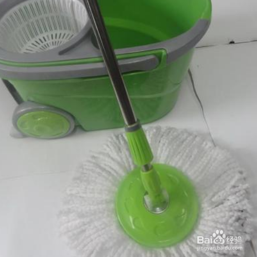 旋转拖把怎么使用