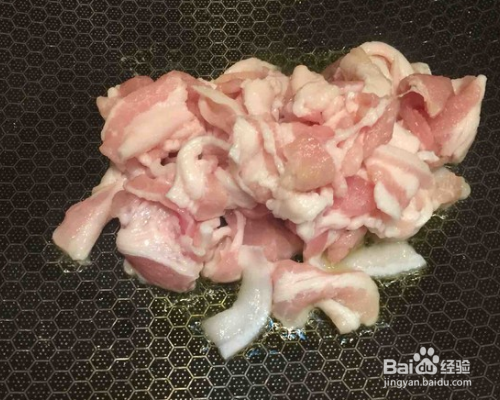 农家小炒肉的做法（五花肉版）