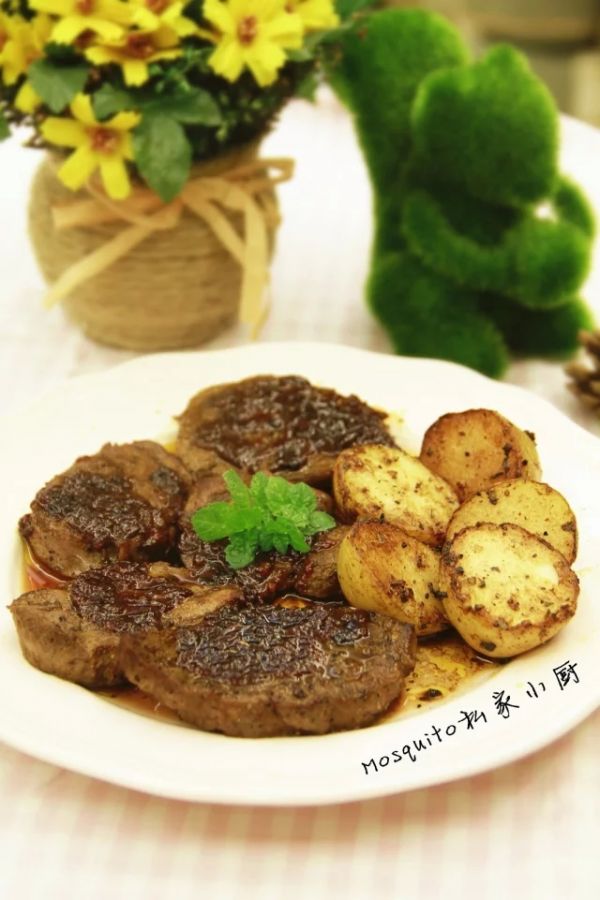 香煎黑胡椒牛排