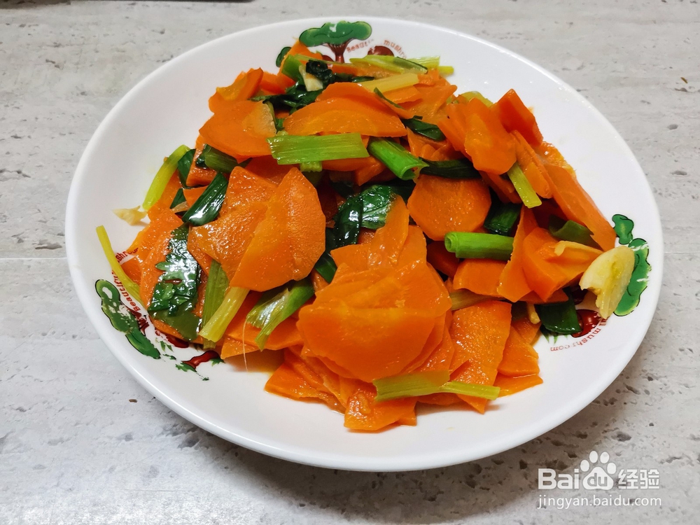 清炒胡萝卜片做法如下