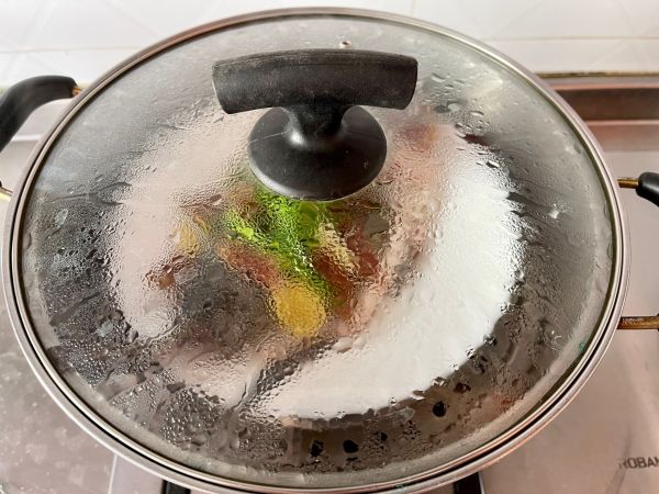 十年陈花雕火腿蒸罗非鱼