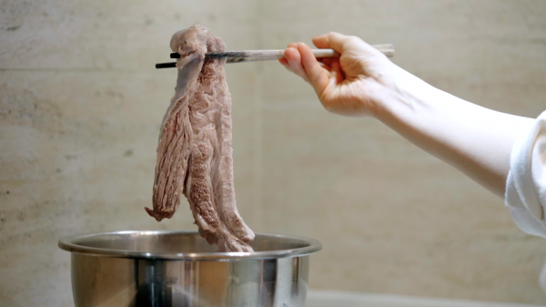 牛肉清水煮一下