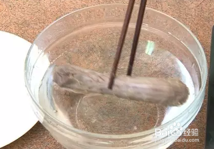 自制入味卤鸭脖!