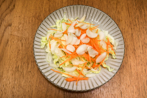 低脂鸡胸蔬菜沙拉