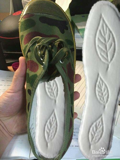 两叶足卫生巾鞋垫使用方法