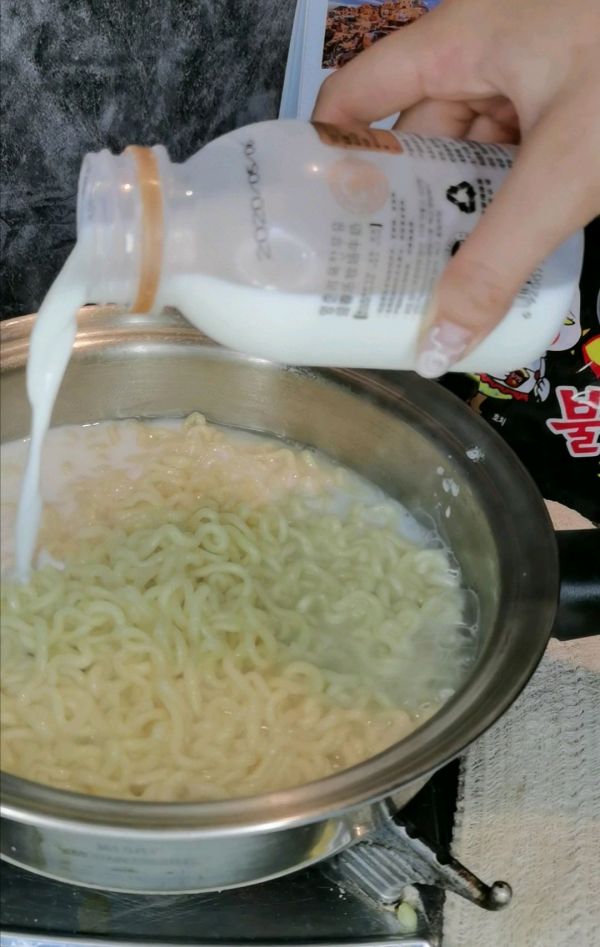 牛奶芝士火鸡面