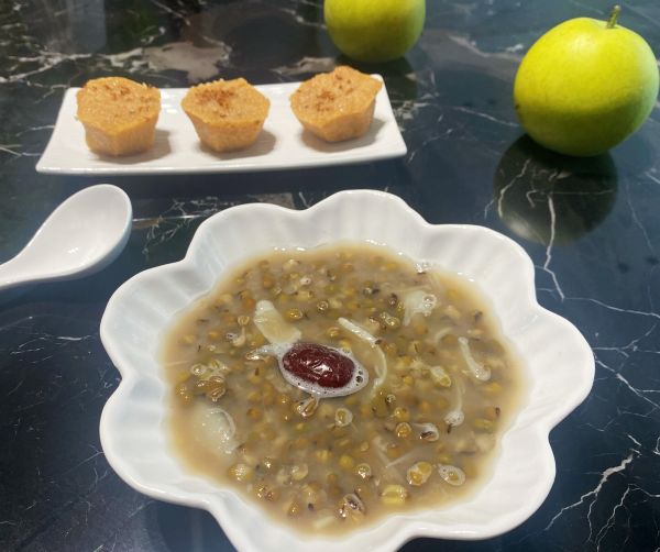 红枣百合绿豆汤