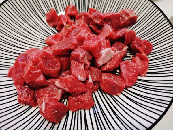 蚝油芦笋牛肉粒