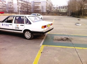 新规定倒车入库技巧